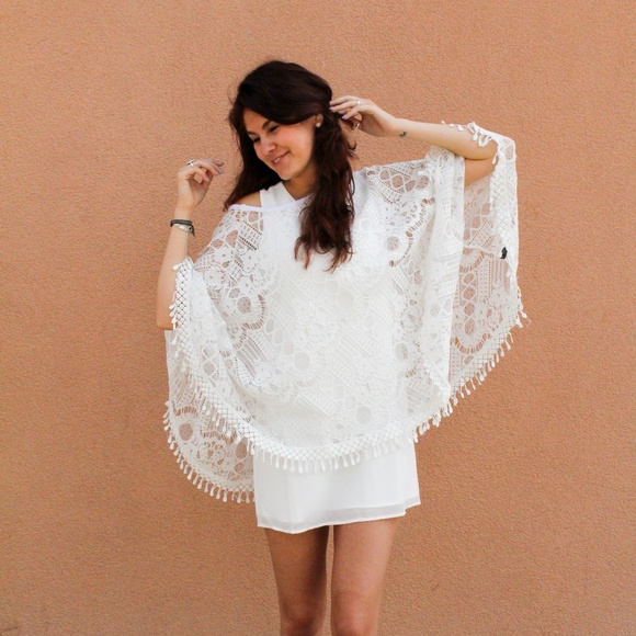 NEW! Janice capelet - Picture 1 of 2
